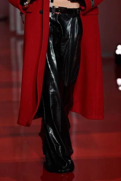 Look 47